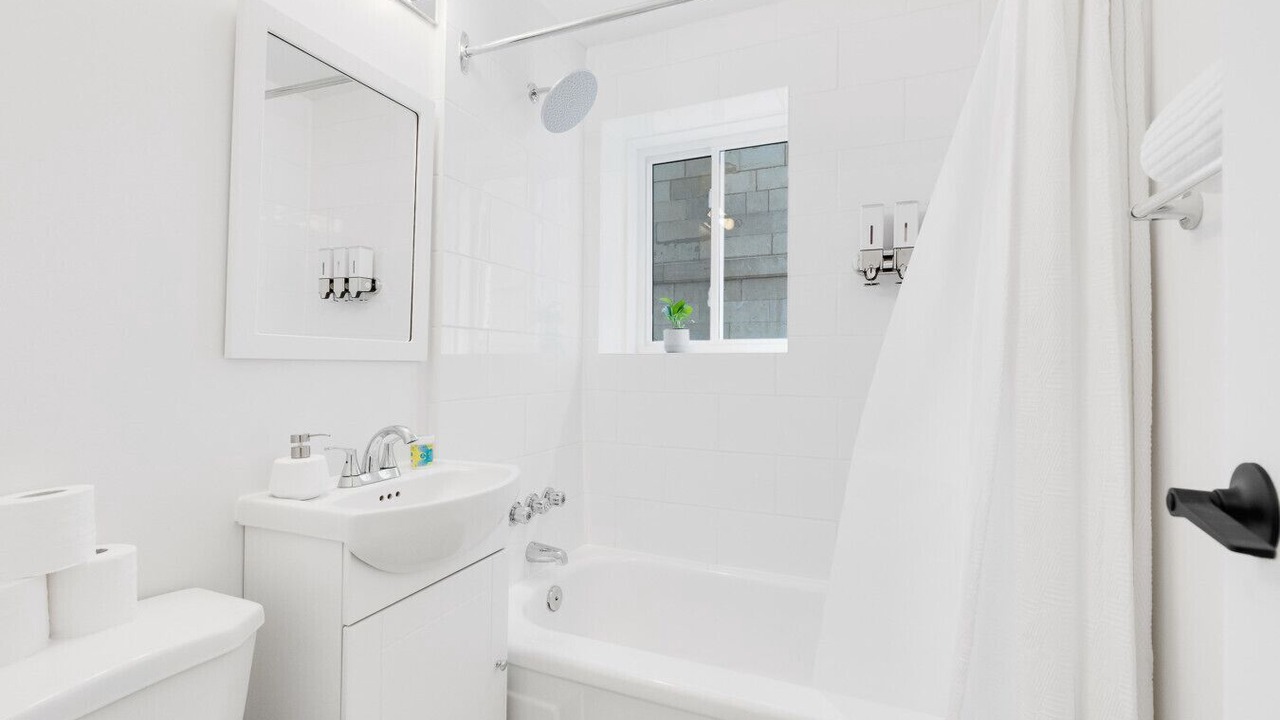 Photo of Bathroom in Milton Park