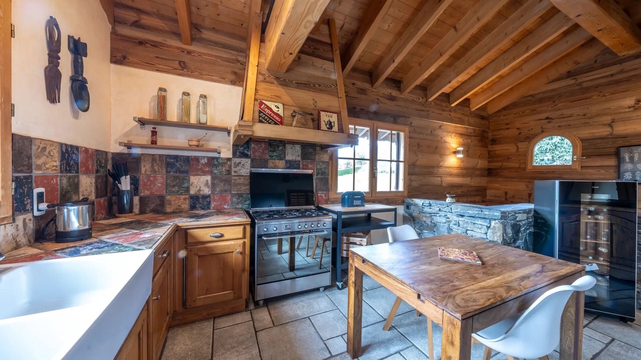 Photo of Kitchen in Chatillon-sur-Cluses