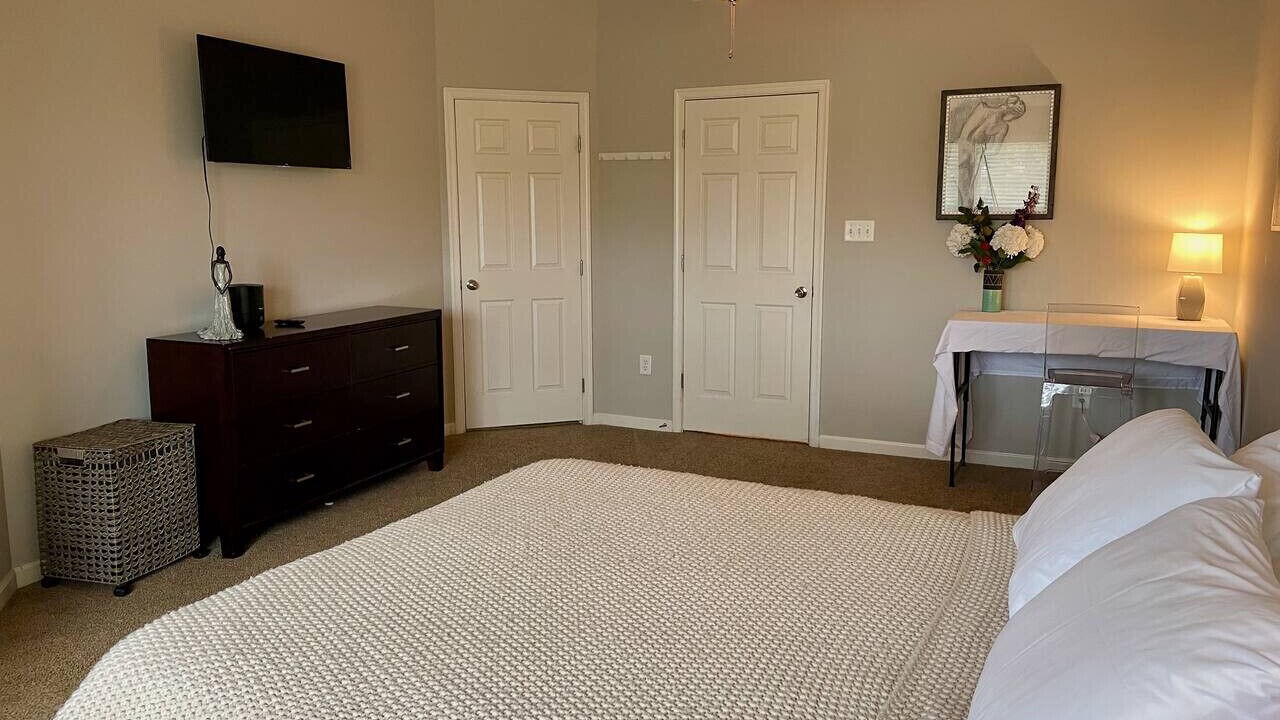 Photo of Bedroom in Charlottesville