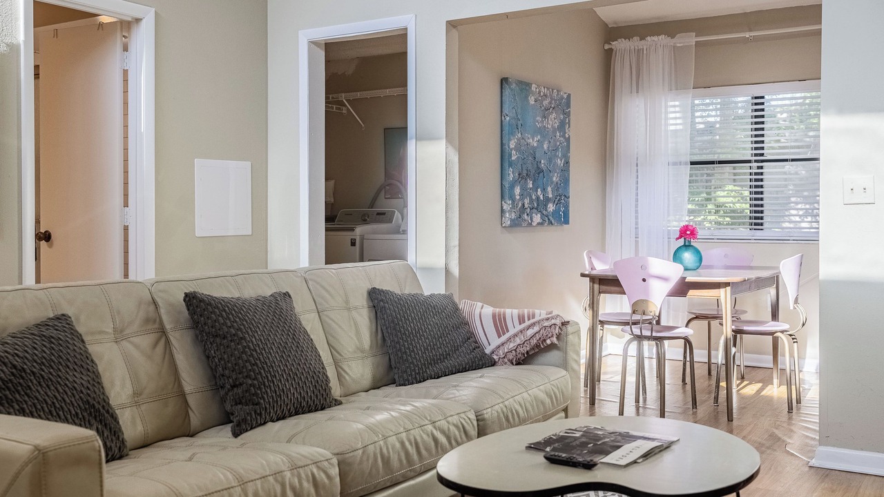 Photo of Livingroom in Lakeland