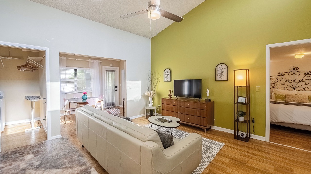 Photo of Livingroom in Lakeland
