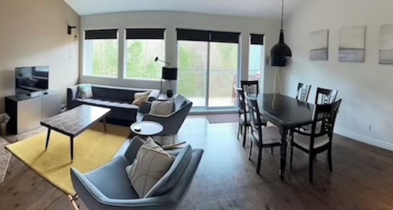 Photo of Livingroom in Stoneham
