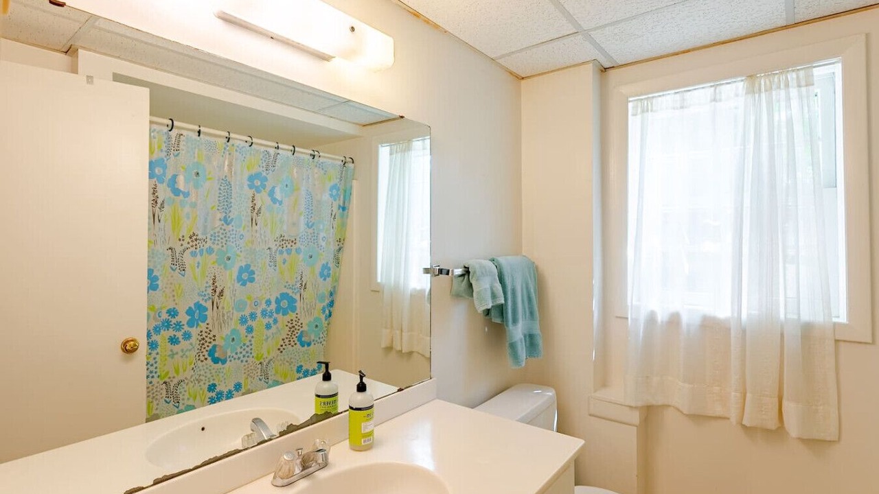 Photo of Bathroom in Venable