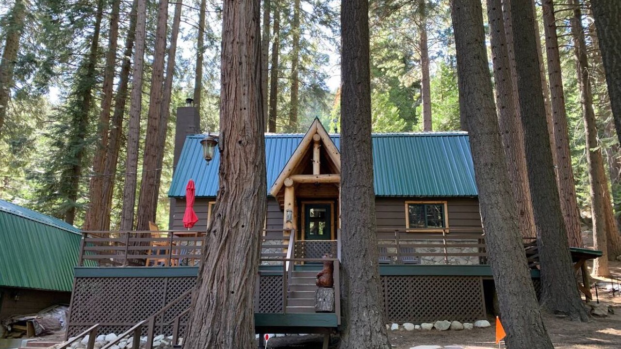 Photo of Outdoor in Strawberry