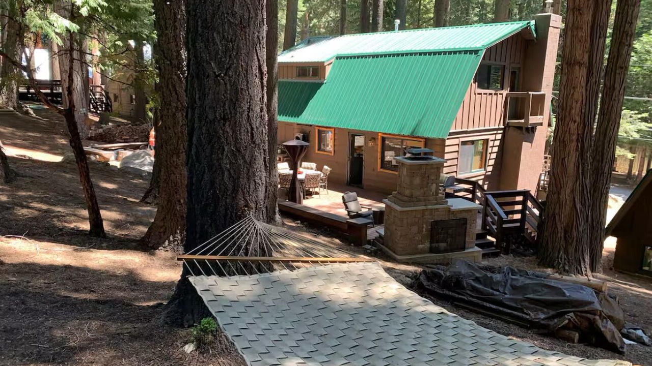 Photo of Outdoor in Strawberry