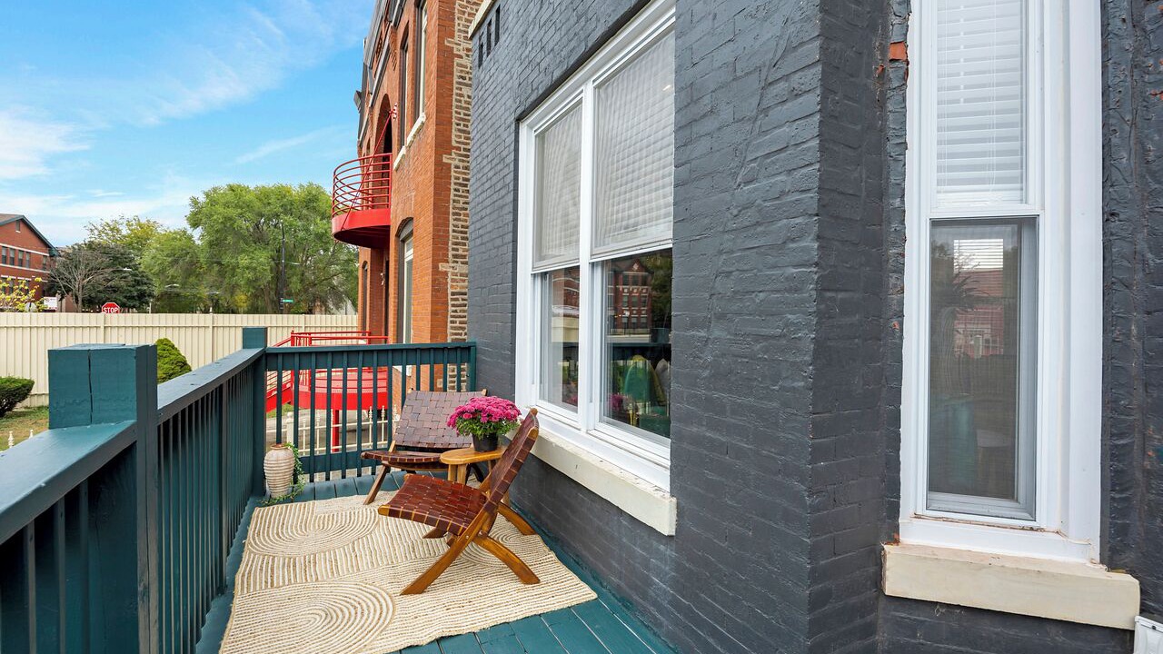 Photo of Patio Balcony in Bronzeville