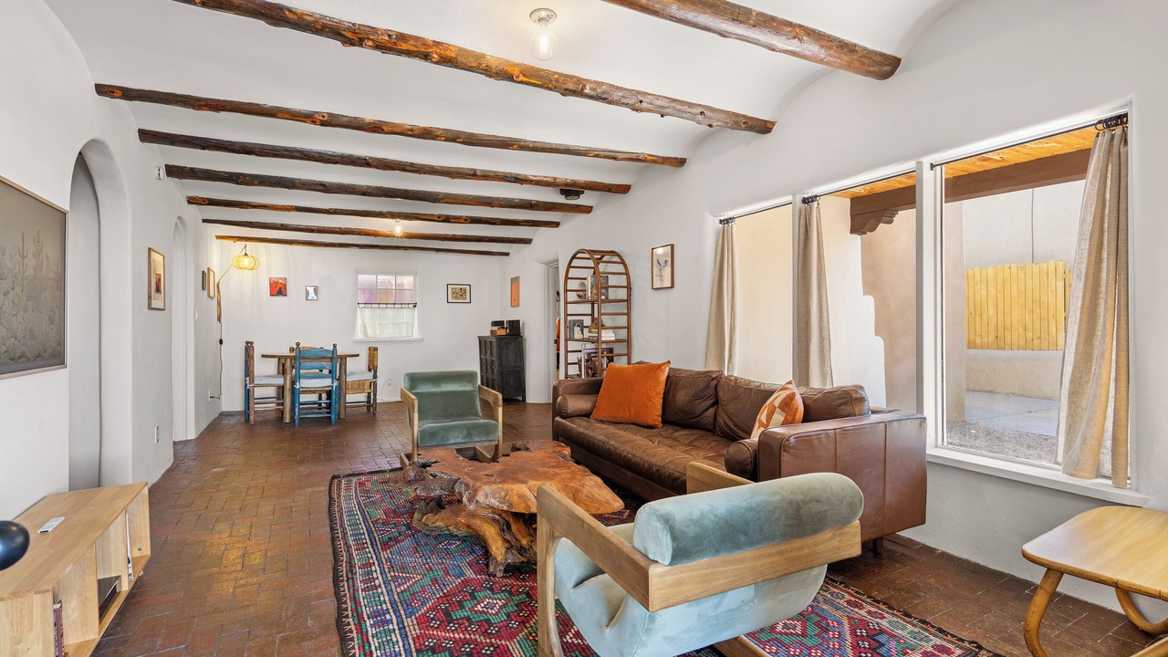 Photo of Livingroom in Southside