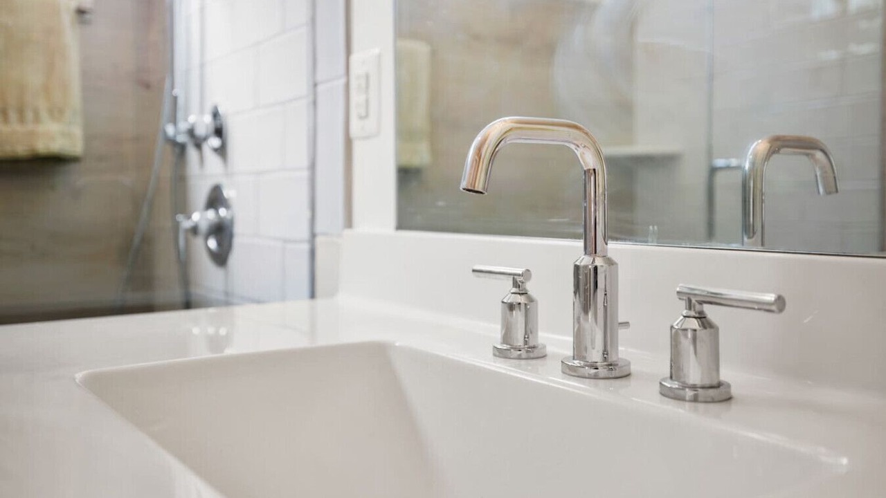 Photo of Bathroom in Locust Grove