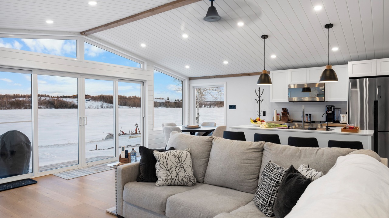 Photo of Livingroom in Sainte-Anne-de-Kent