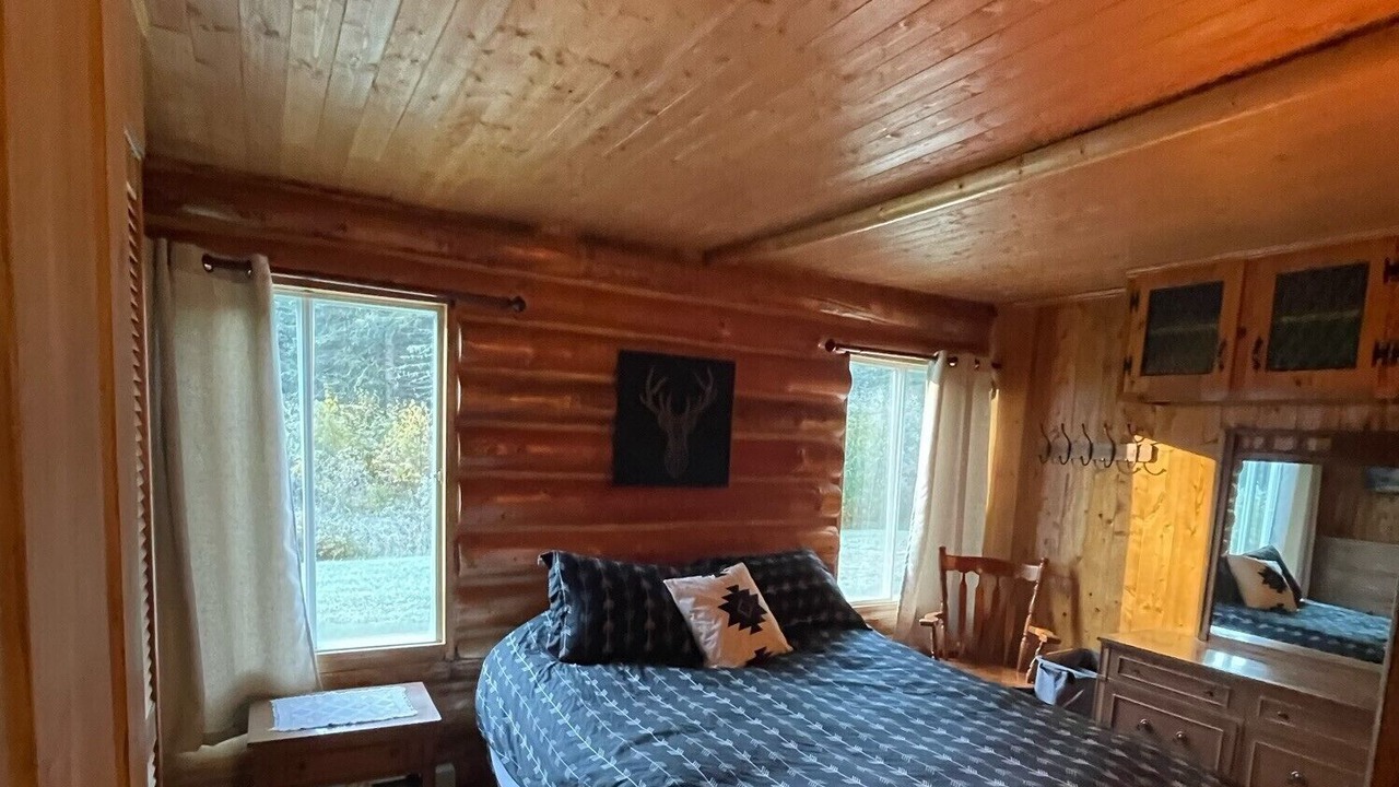 Photo of Bedroom in Baie-St-Paul