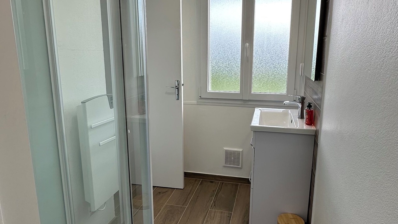 Photo of Bathroom in Chateau-Chinon