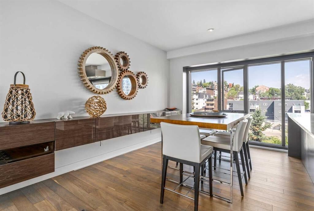 Photo of Others in Crescent Heights