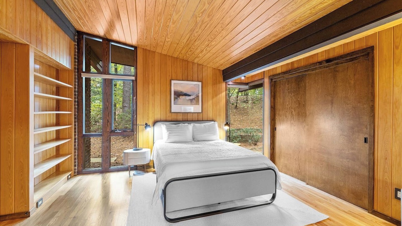 Photo of Bedroom in Chapel Hill