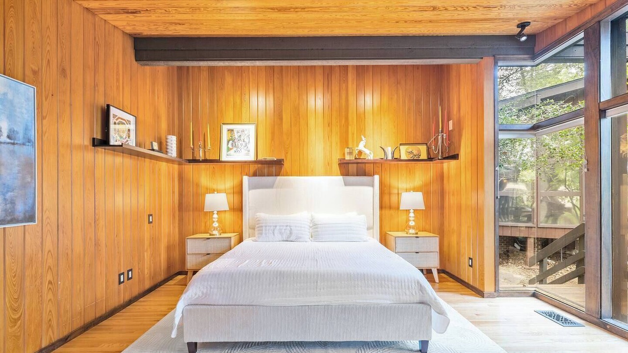 Photo of Bedroom in Chapel Hill