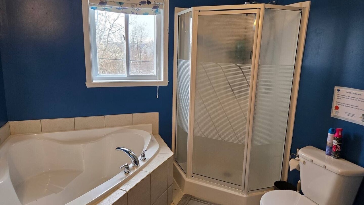Photo of Bathroom in Vaudreuil