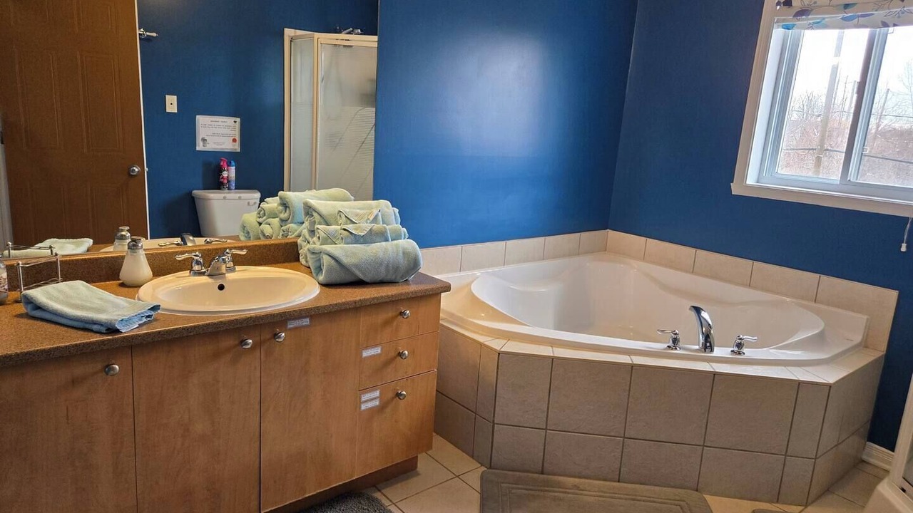 Photo of Bathroom in Vaudreuil