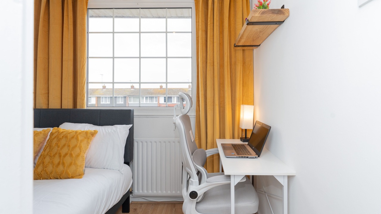 Photo of Bedroom in Waterlooville