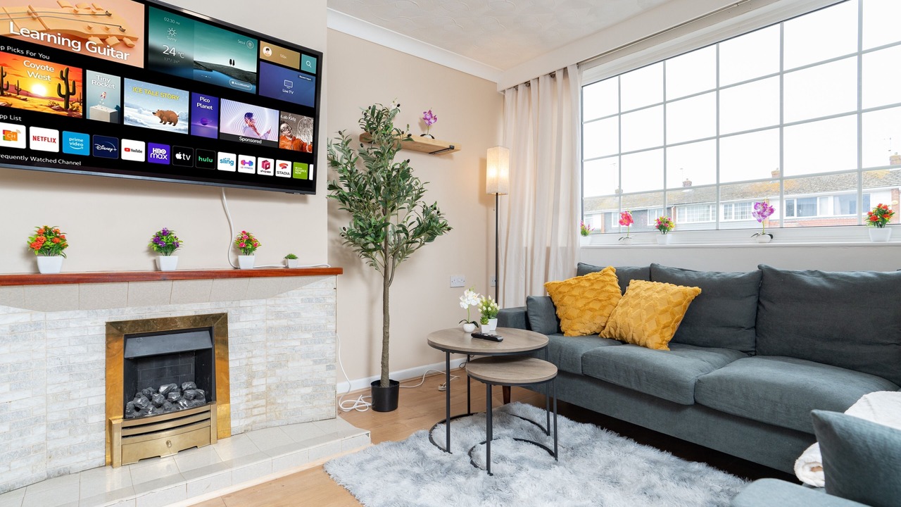 Photo of Livingroom in Waterlooville