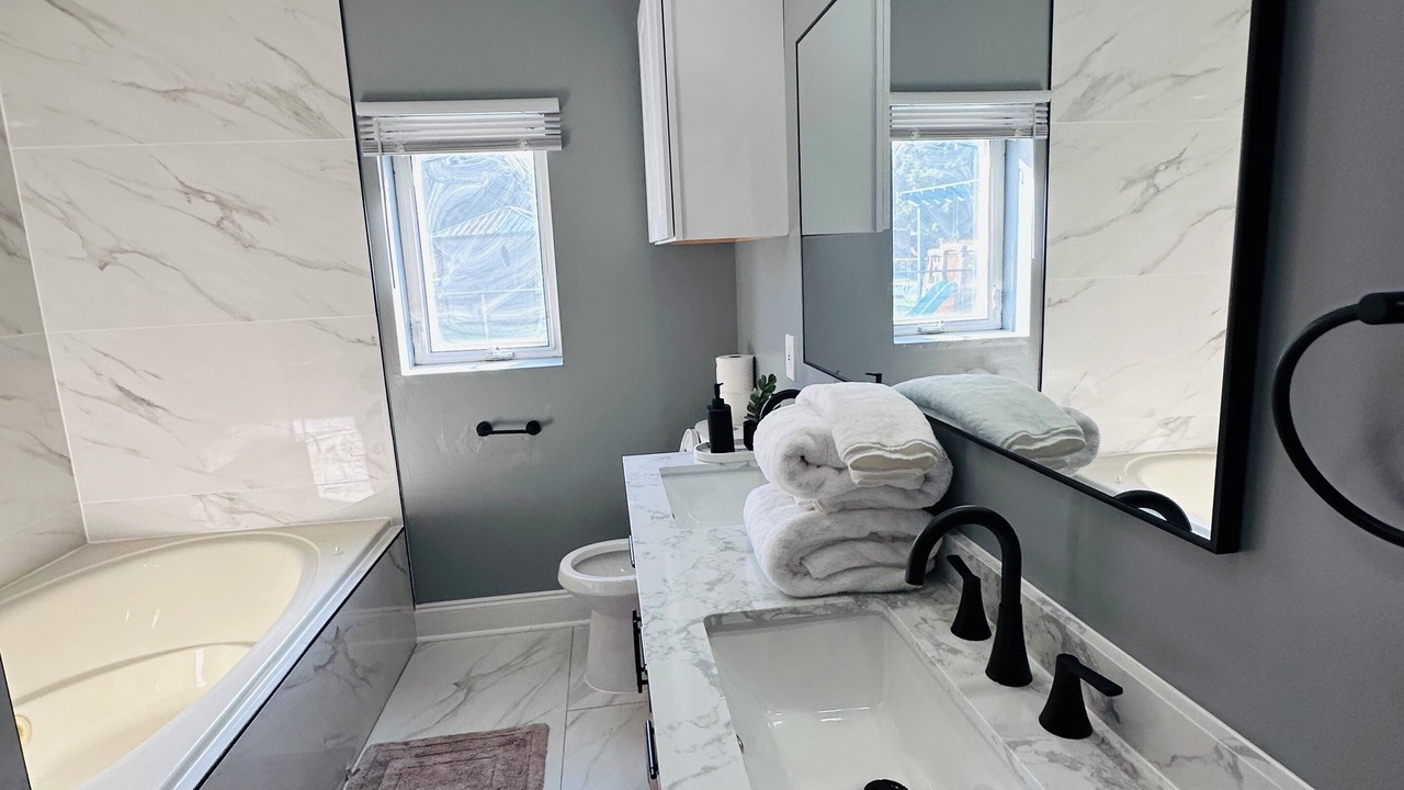 Photo of Bathroom in Kentwood