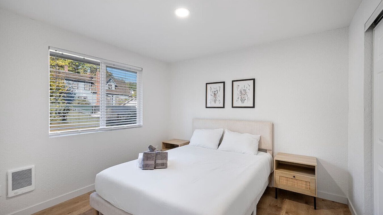 Photo of Bedroom in Everett