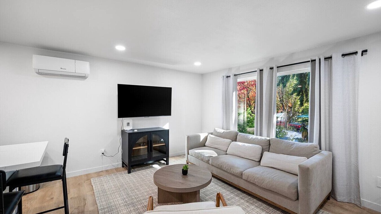 Photo of Livingroom in Everett