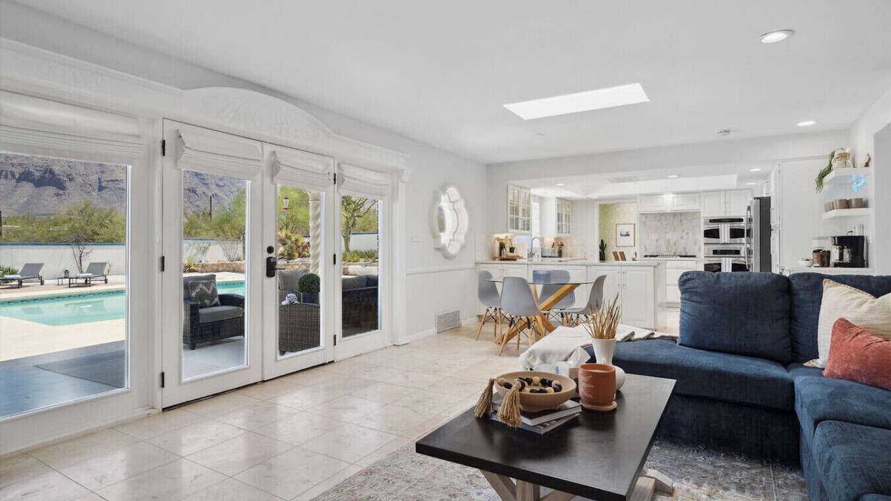 Photo of Livingroom in Catalina Foothills Estates