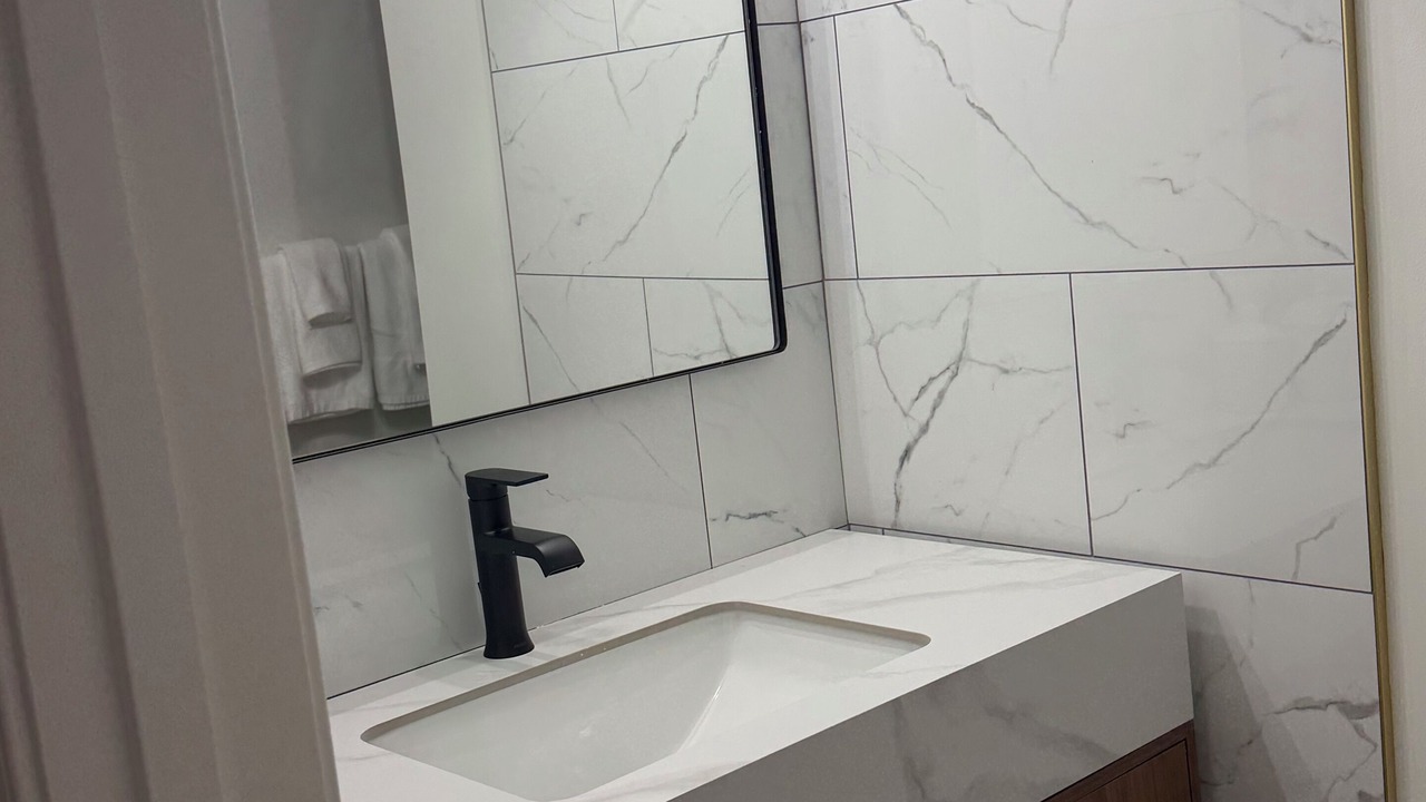 Photo of Bathroom in Huddleston