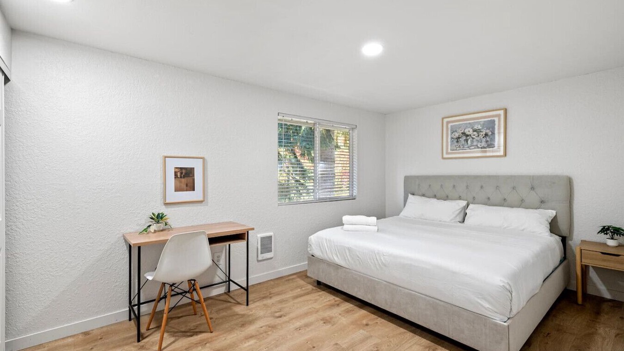 Photo of Bedroom in Everett