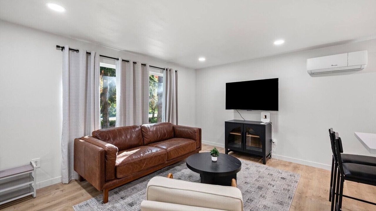 Photo of Livingroom in Everett