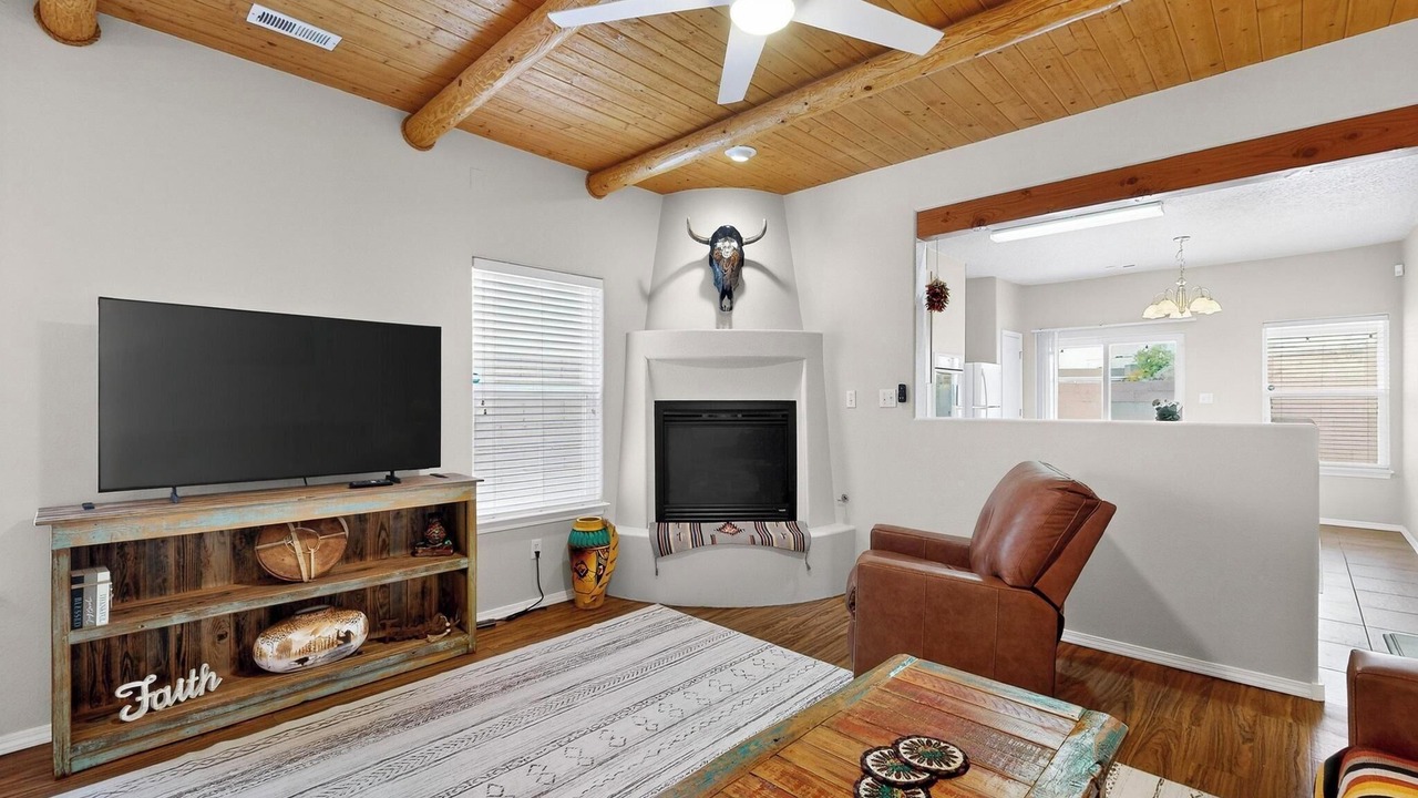 Photo of Livingroom in Rio Rancho