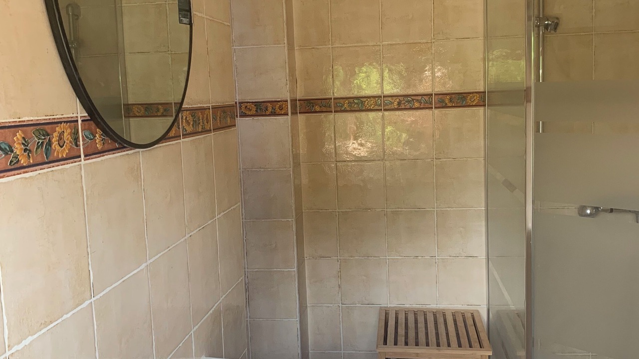 Photo of Bathroom in Mandres