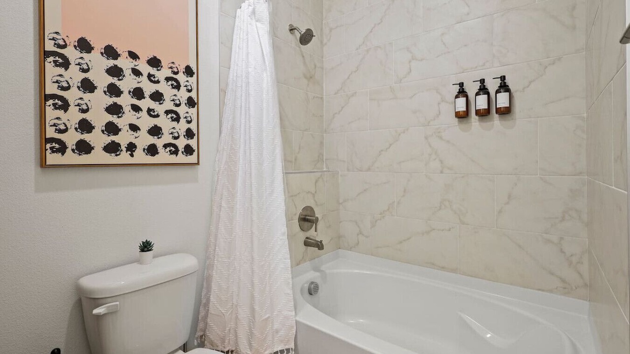 Photo of Bathroom in Far North Dallas