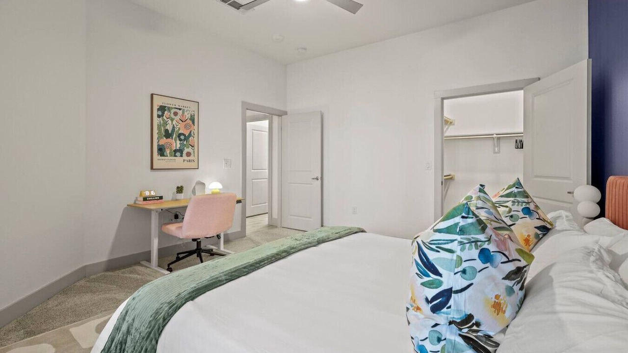 Photo of Bedroom in Far North Dallas