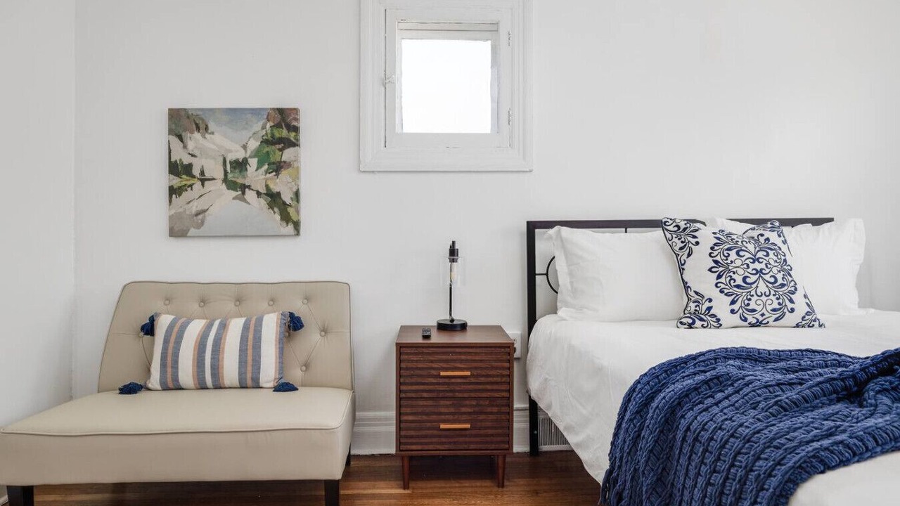Photo of Bedroom in Detroit