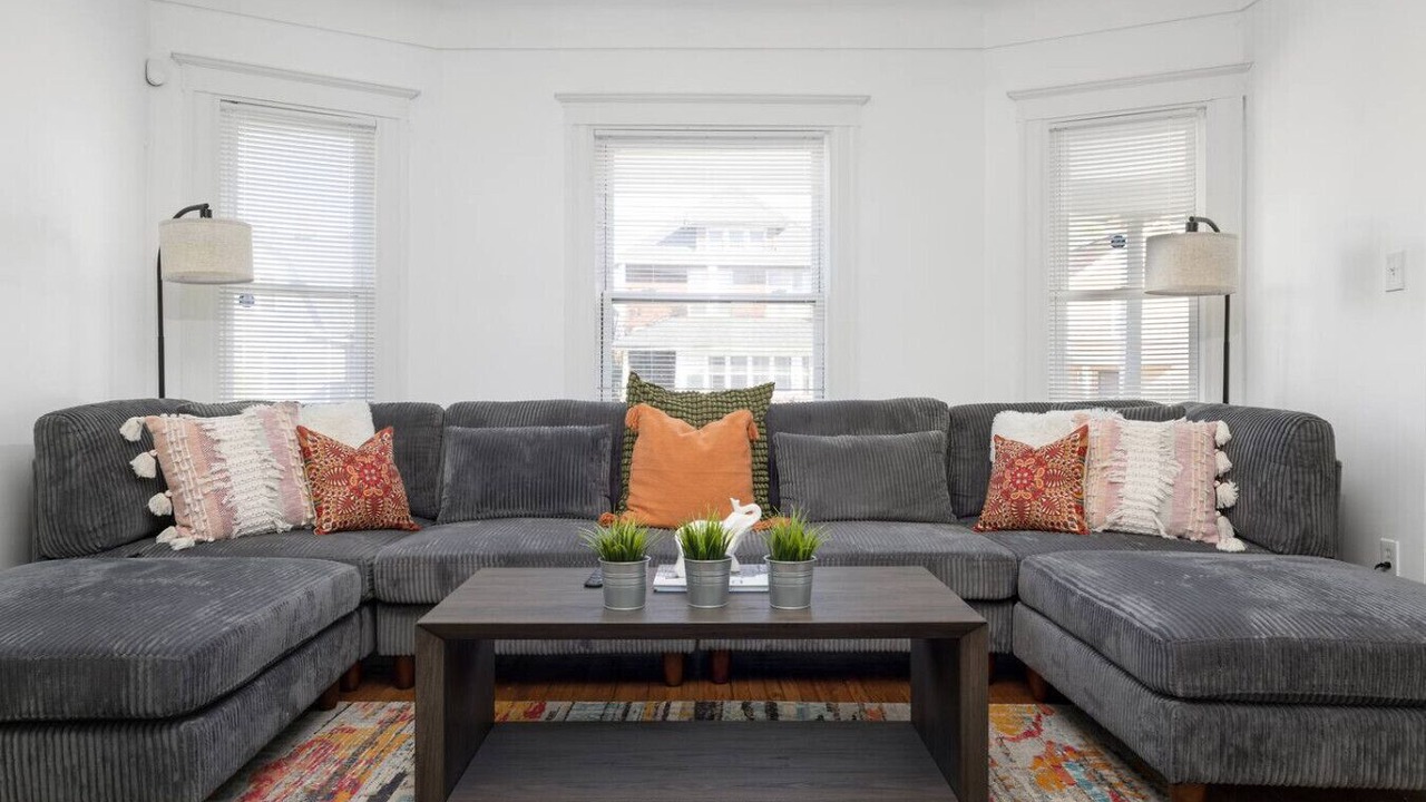 Photo of Livingroom in Detroit