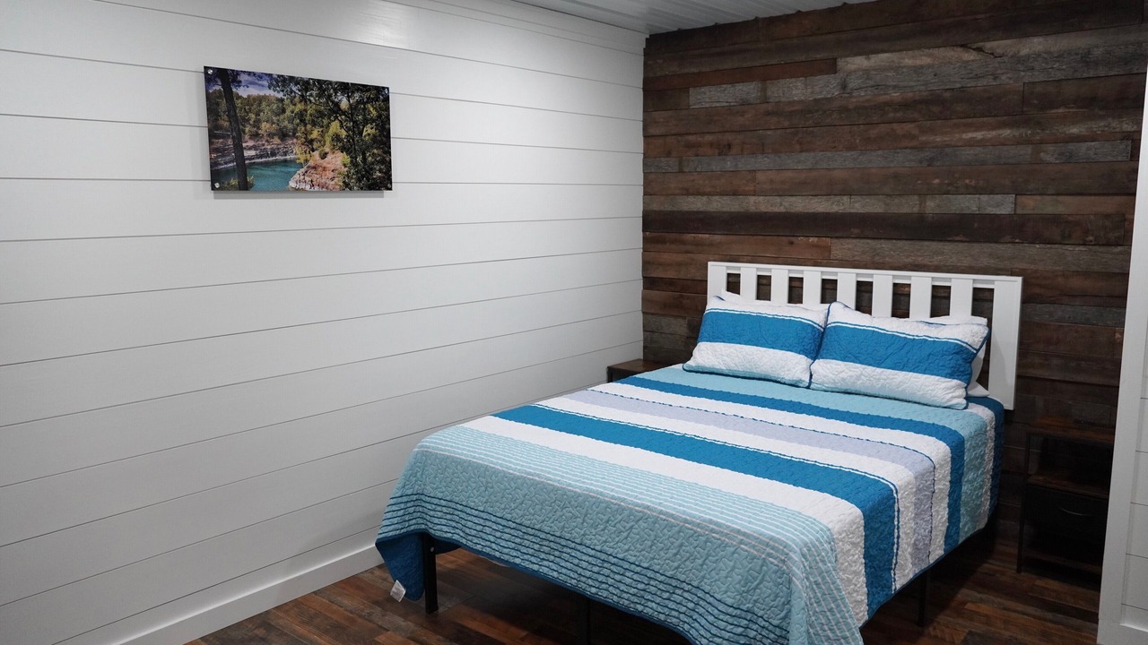 Photo of Bedroom in Cookson