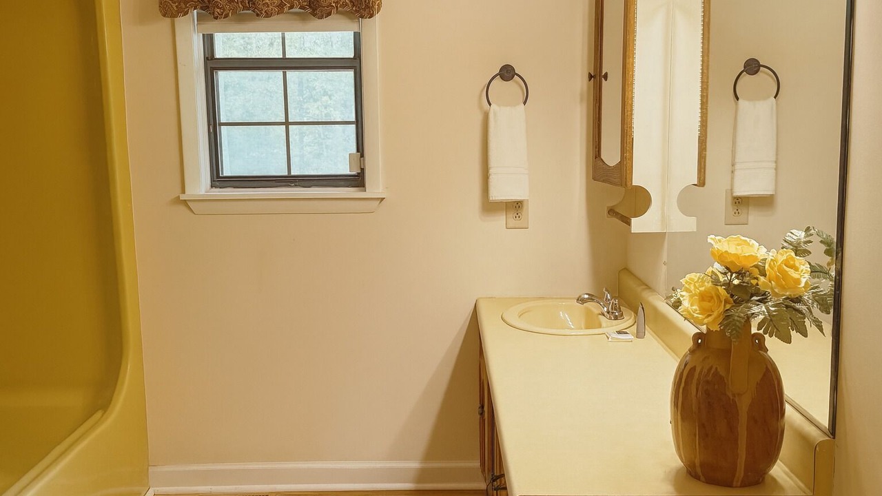 Photo of Bathroom in Monteagle