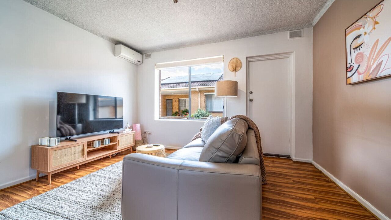 Photo of Livingroom in Everard Park