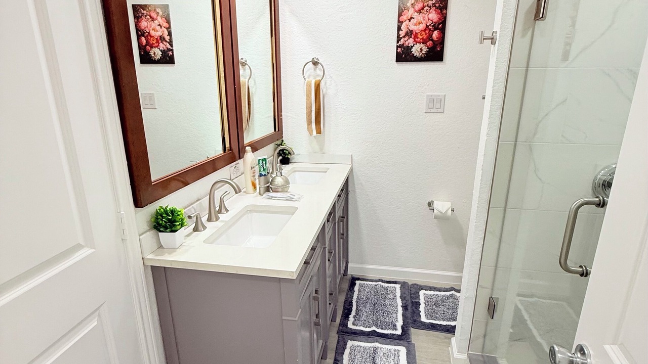 Photo of Bathroom in West Arlington