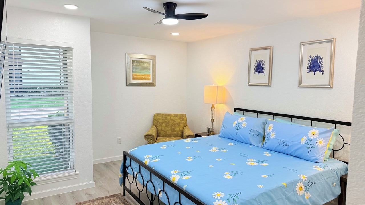 Photo of Bedroom in West Arlington