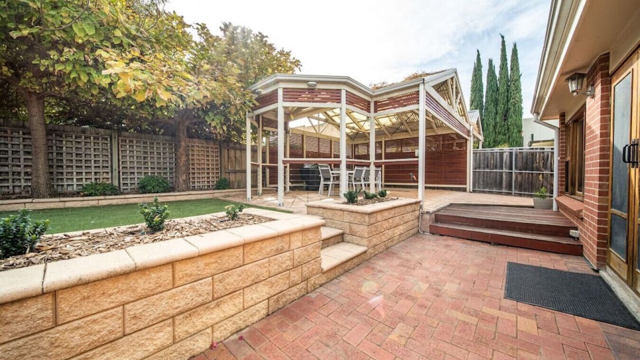 Photo of Patio Balcony in Adelaide Central Business District
