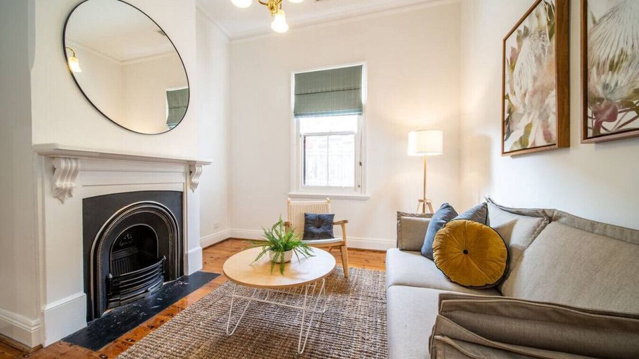 Photo of Livingroom in Adelaide Central Business District