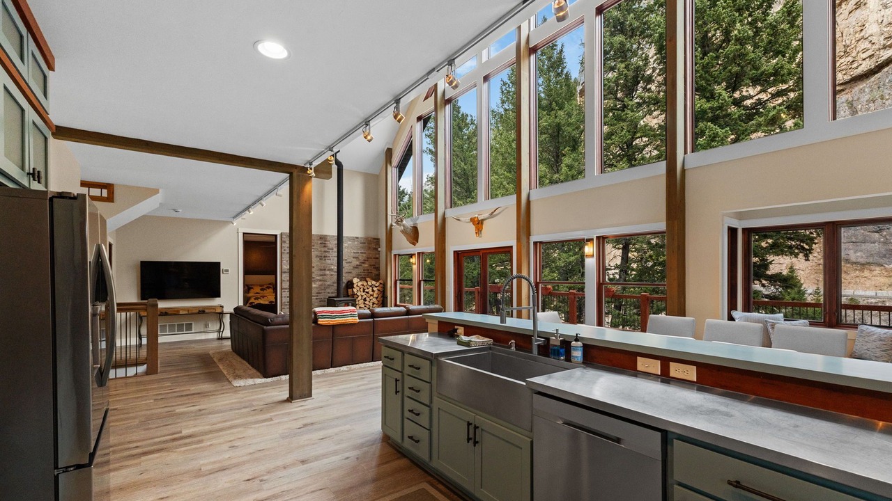 Photo of Kitchen in Gallatin Gateway