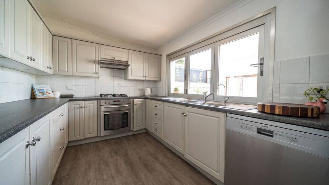 Photo of Kitchen in Glenelg East