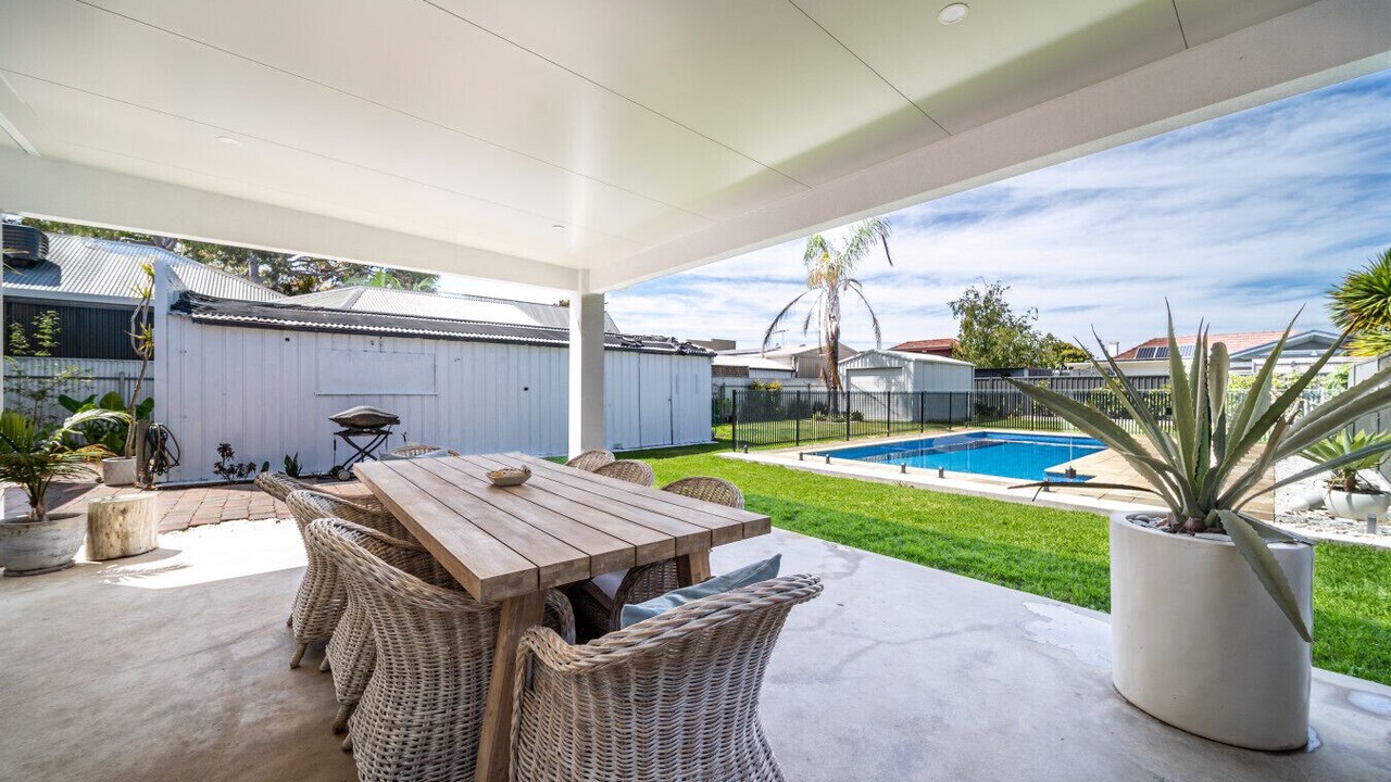 Photo of Outdoor in Glenelg East