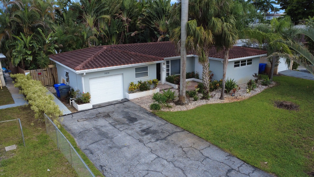 Photo of Outdoor in Royal Poinciana