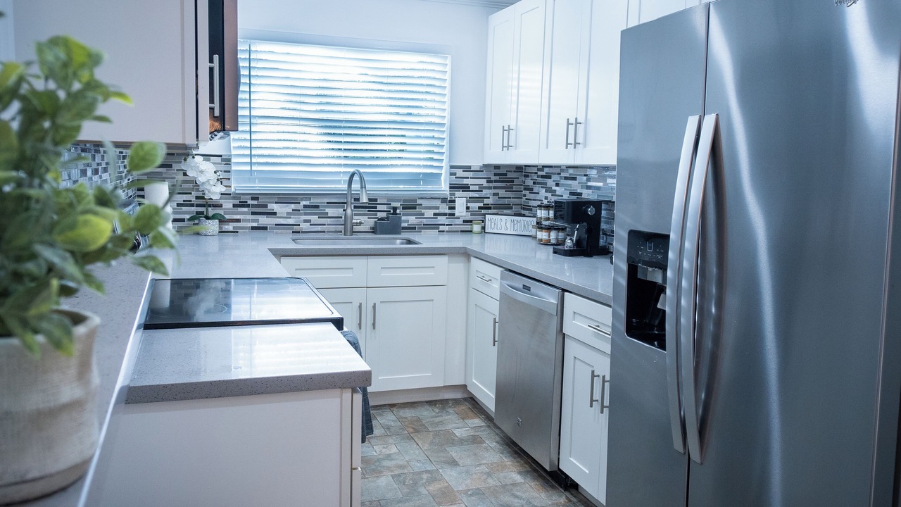 Photo of Kitchen in Royal Poinciana