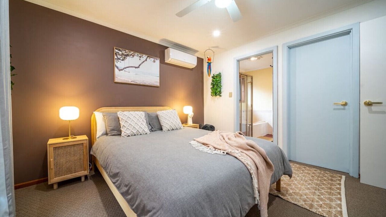 Photo of Bedroom in Seacombe Gardens