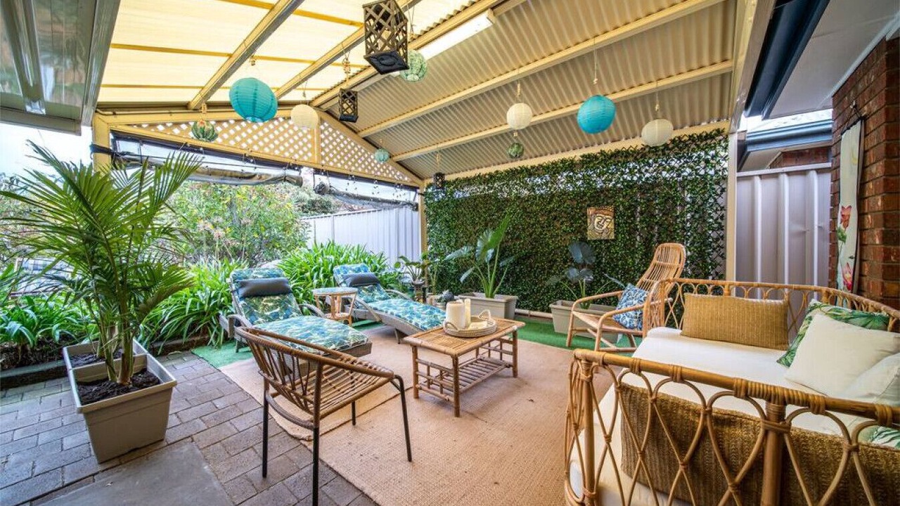 Photo of Patio Balcony in Seacombe Gardens
