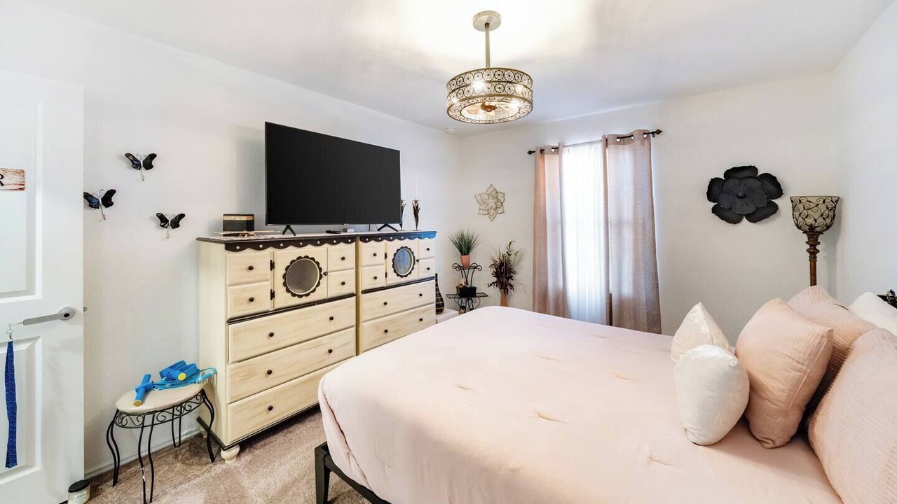 Photo of Bedroom in Southside
